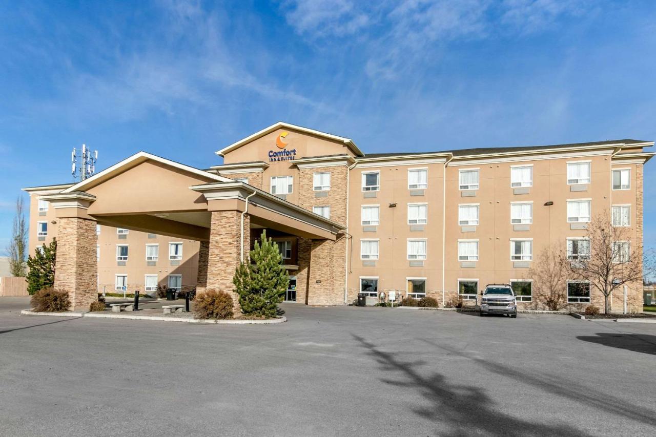 Comfort Inn & Suites Airdrie Exterior foto